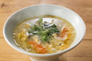 八王子で上質なお肉と厳選ワインが楽しめる焼肉店『焼肉カルロス』で提供するスープのイメージ画像